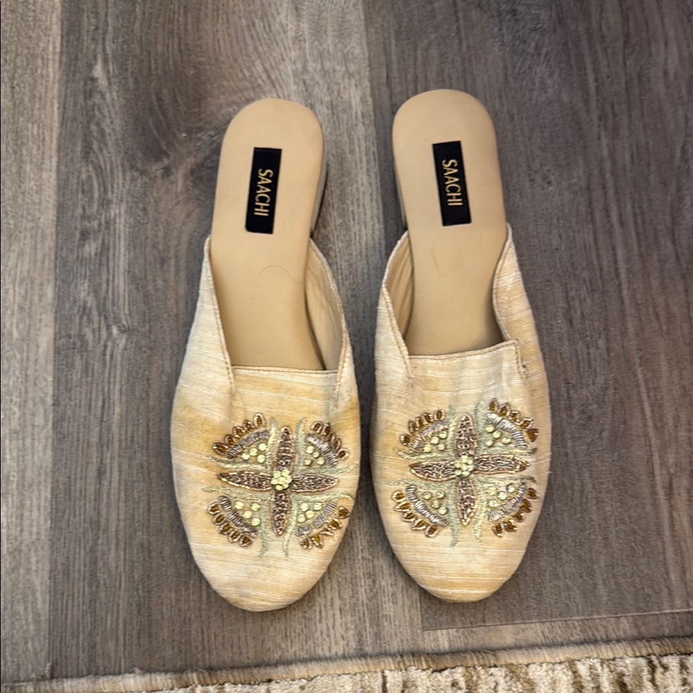 SACHI Cream Embellished Mules